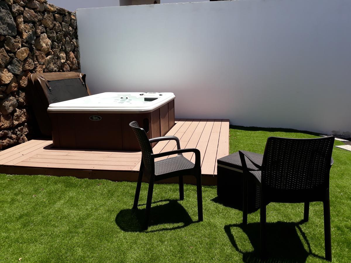 Loft La Tahonilla Guest House Tias Exterior photo